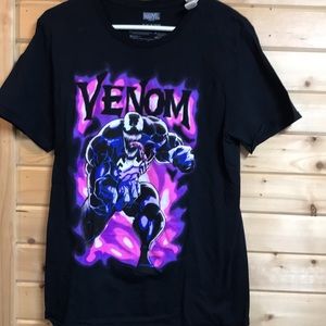 NWT. Marvel Venom black short sleeve tee size medium 38/40